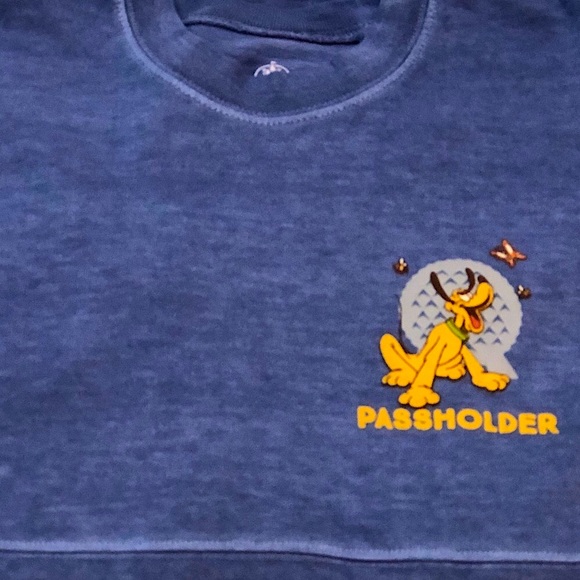 Disney Epcot Flower & Garden Passholder Jersey - Picture 10 of 10